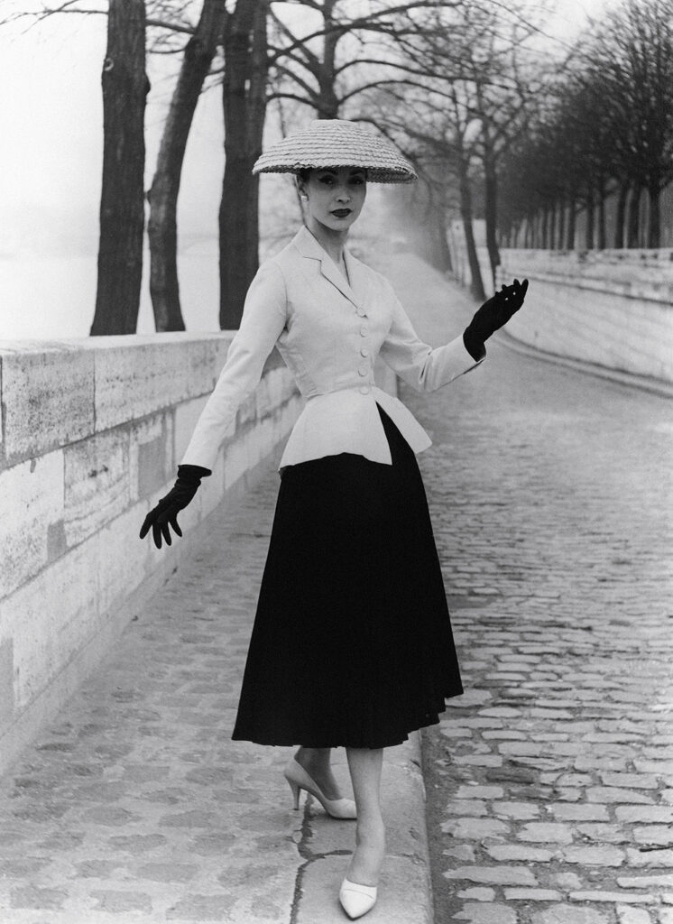 Thời trang "New Look" 1947 - DIOR